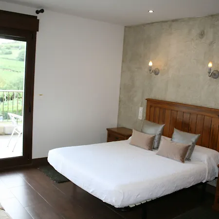 Usotegi Country house *