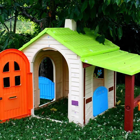 Kır Evi Usotegi *